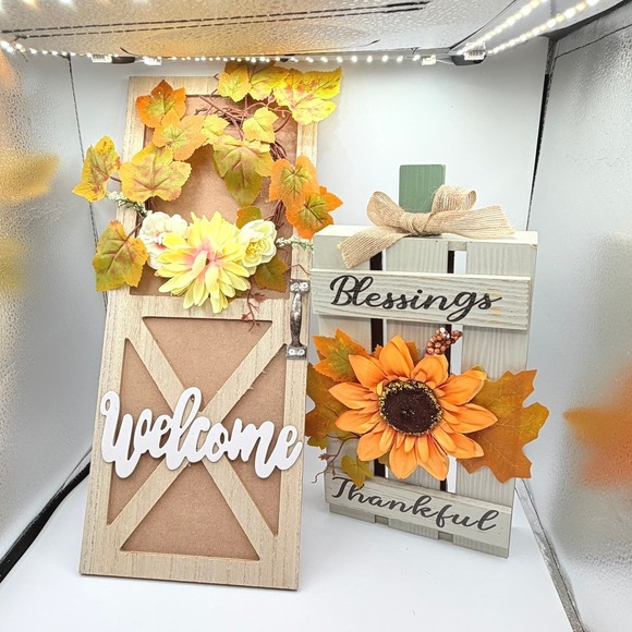 Other - Unbranded Fall Home Decor‎ Lot 2 Piece Tan White Excellent Rustic Autumn Signs